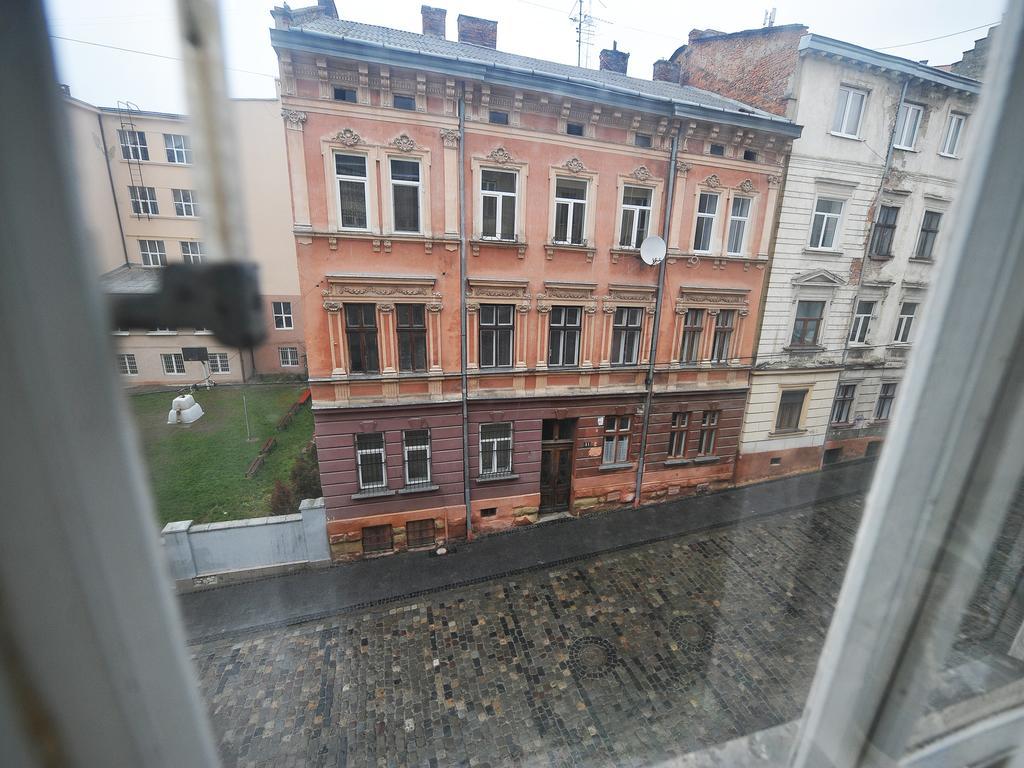 Бюджетная Квартира На Леси Украинки Lviv Exterior photo